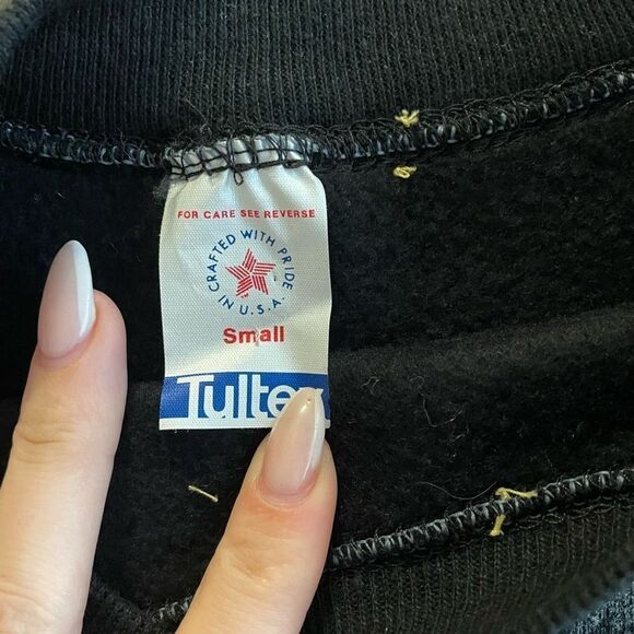 VINTAGE 80s Handmade Tultex Festive 3D Crewneck Sweater Bear School - Picture 2 of 3